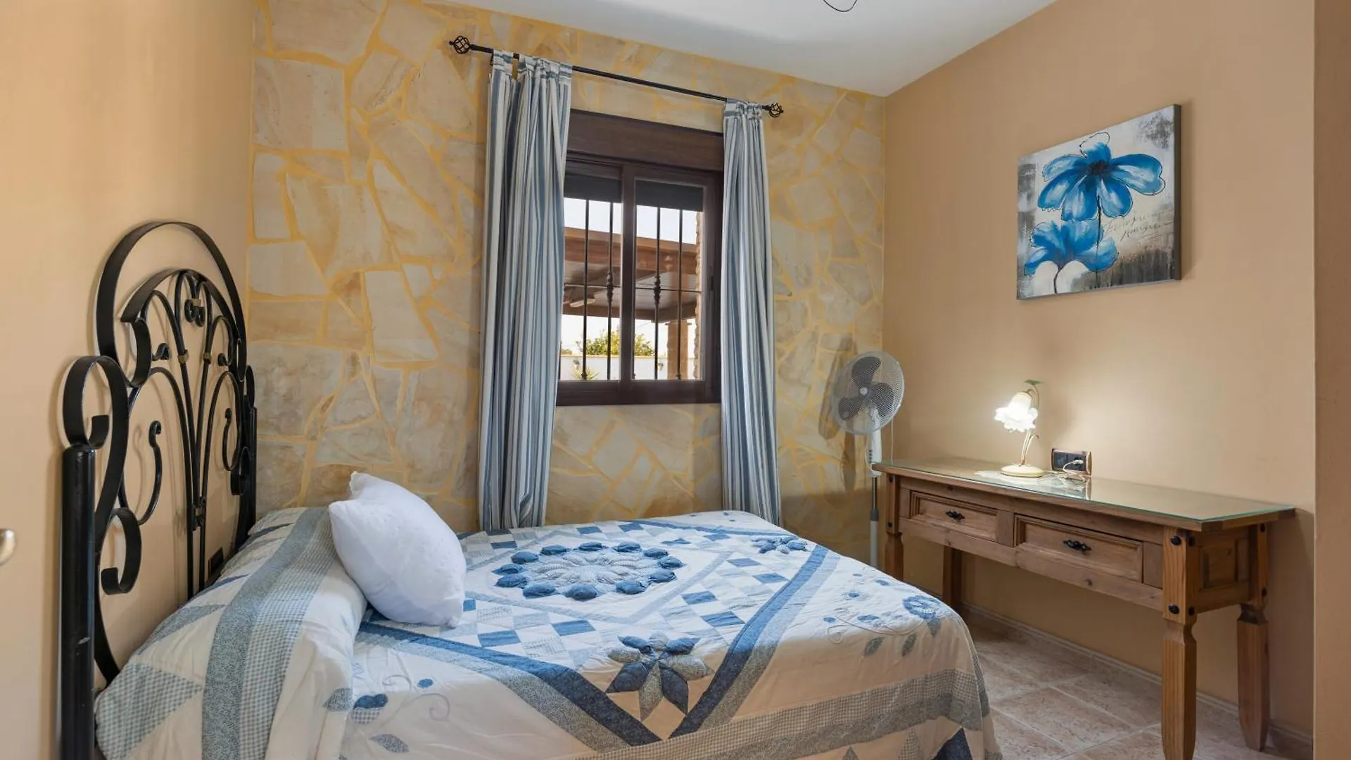 Echizzo Villa Chiclana de la Frontera 0*,