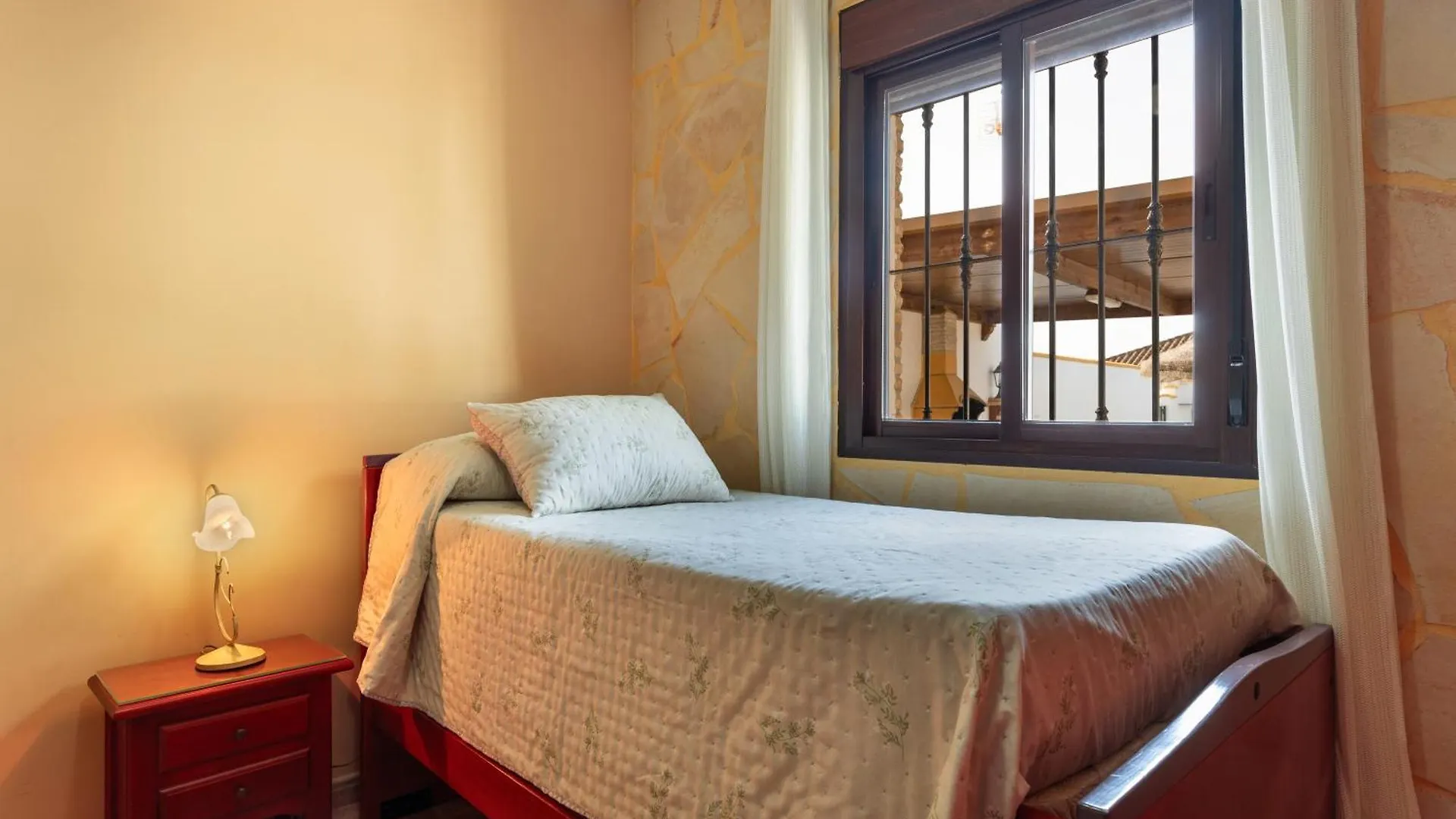 Holiday home Echizzo Villa Chiclana de la Frontera